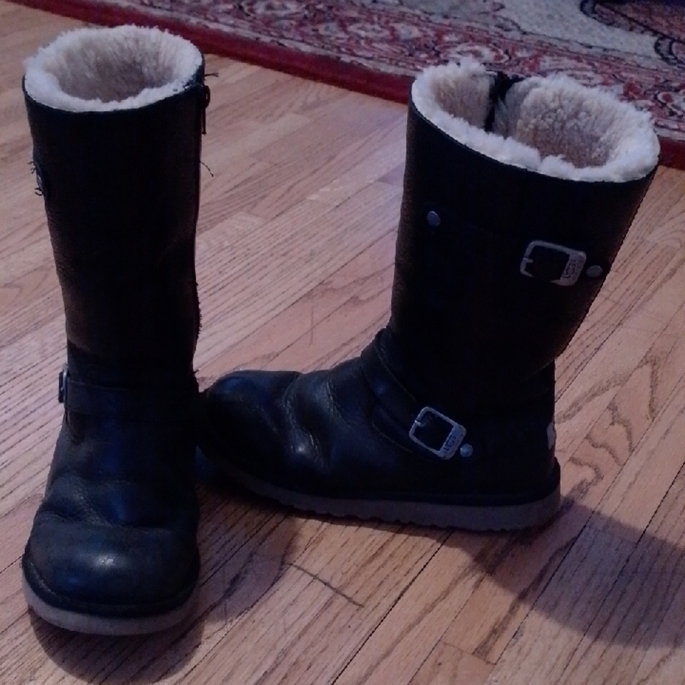 UGG Black Leather Winter Boots With Sheep Wool Lining